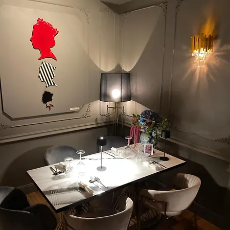 Teresa B&d - The Unconventional House 3*