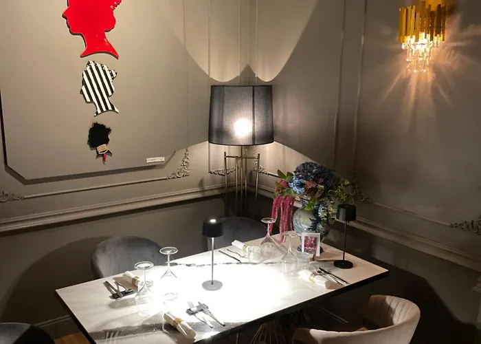 Teresa B&d - The Unconventional House 3*