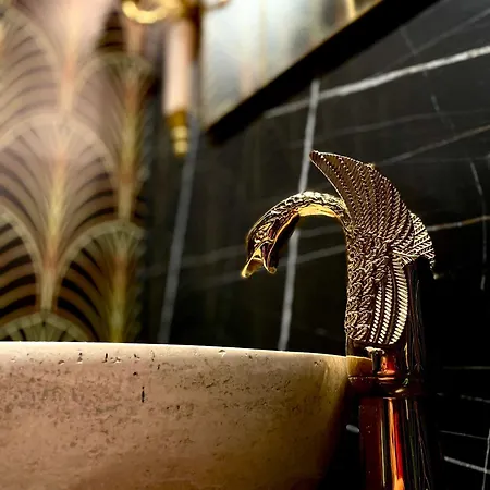 Teresa B&d - The Unconventional House Bed & Breakfast 3*